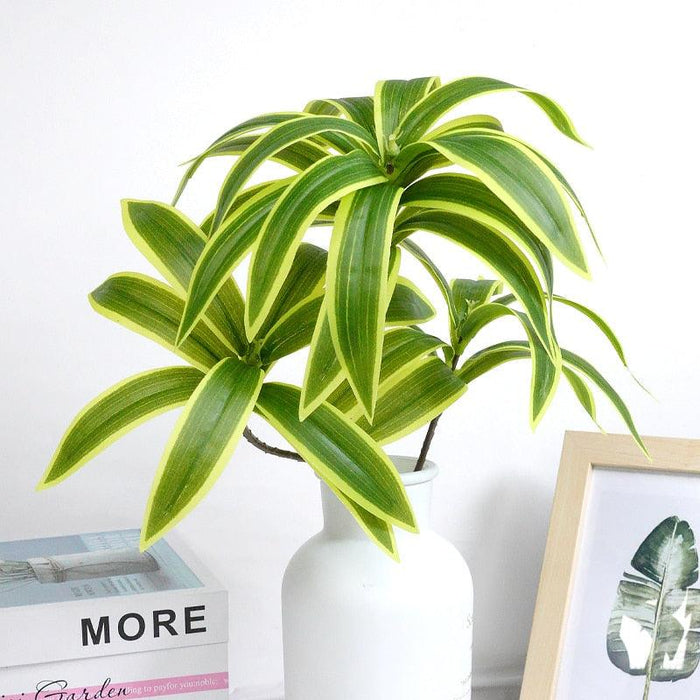 Lush Serenity Faux Palm Tree - Realistic Greenery for Tranquil Spaces