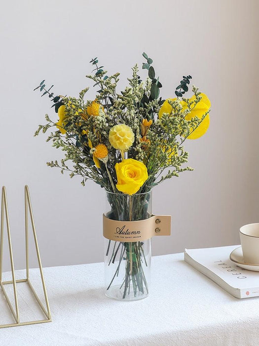 Elegant Eucalyptus and Daisy Dried Flower Bouquet