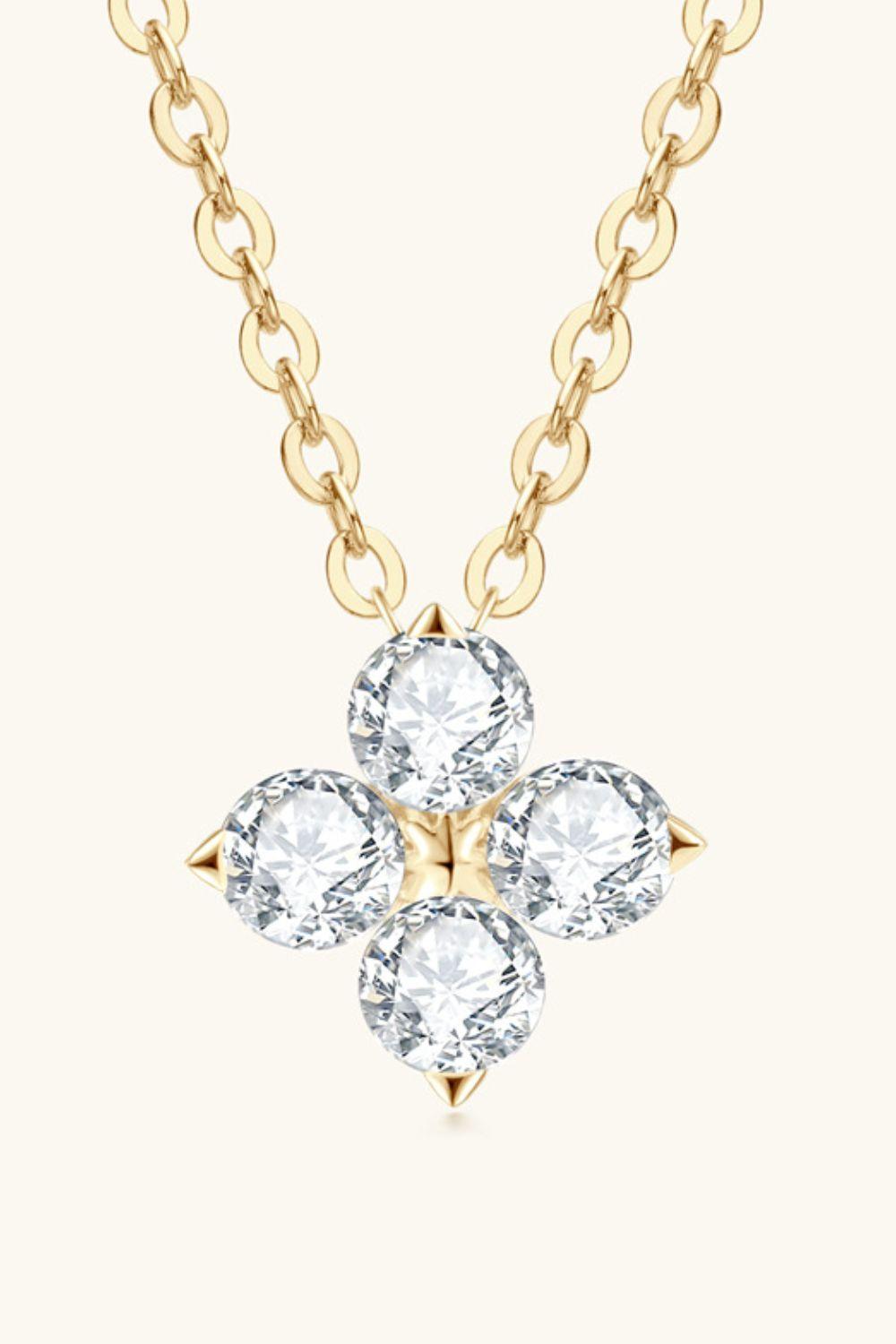 Elegant Clover Pendant Necklace with Lab-Diamonds in Platinum and Gold Finish