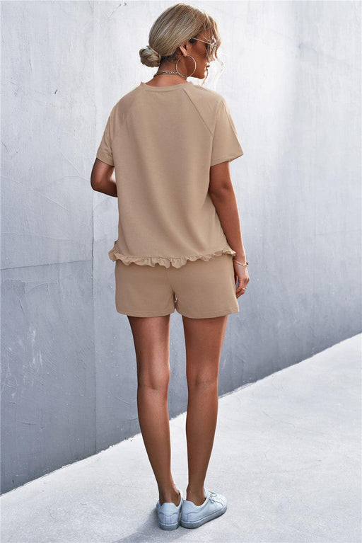 Stylish Ruffled Hem Top and Shorts Set with Raglan Sleeves - Effortless Casual Look