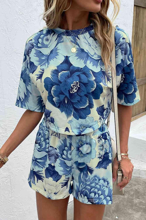 Chic Printed Lounge Set with Coordinating Half Sleeve Top and Shorts