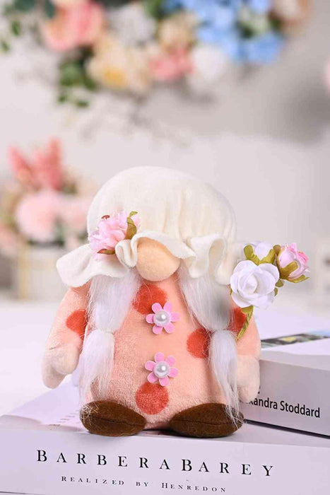 Delightful Artisan Gnome Figurine - Perfect Mother's Day Flower Decor