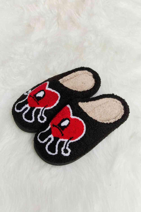 Charming Heart Print Plush Fleece Slippers - Indulge in Cozy Bliss