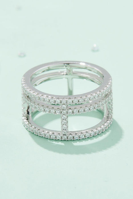 Opulent Platinum-Plated Lab-Diamond Ring - Stylish Moissanite Statement Piece -> Elegant Lab-Diamond Cutout Wide Ring