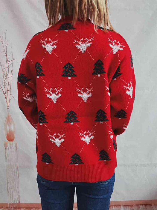 Cozy Holiday Reindeer Pattern Sweater for a Festive Vibe