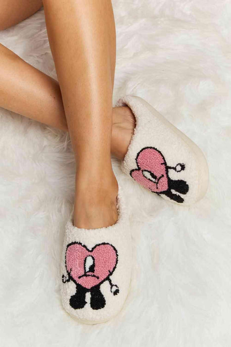 Charming Heart Print Plush Fleece Slippers - Indulge in Cozy Bliss