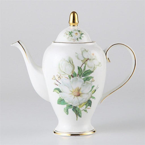 Elegant Golden-Rimmed Chrysanthemum Bone China Tea Set: Luxurious English Craftsmanship