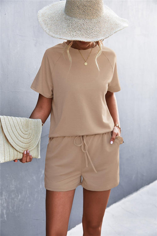 Stylish Ruffled Hem Top and Shorts Set with Raglan Sleeves - Effortless Casual Look