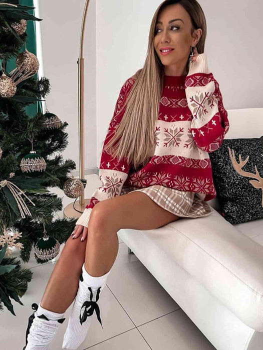 Cozy Snowflake Pattern Sweater with Relaxed Fit